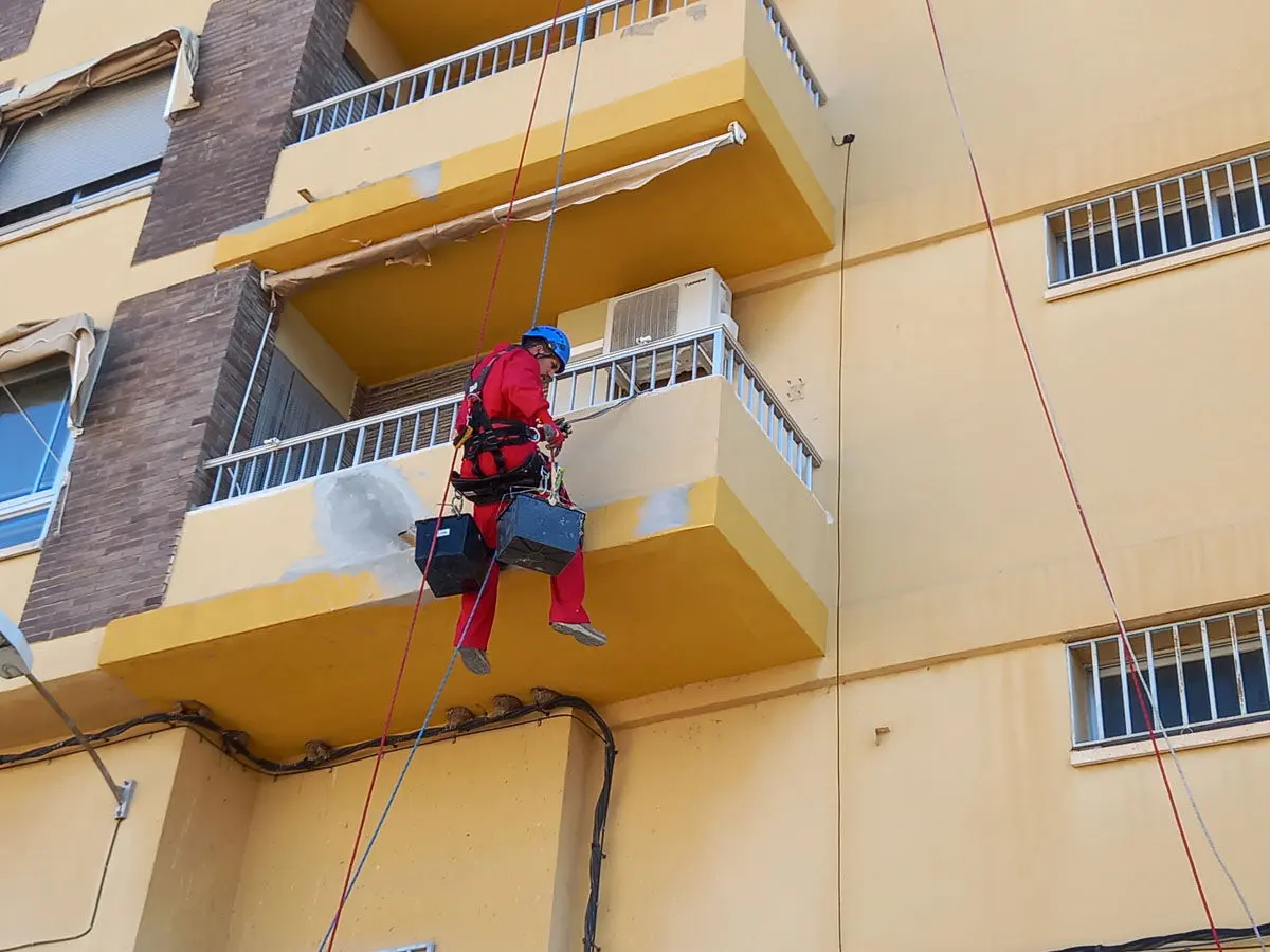 Plena Trabajos Verticales